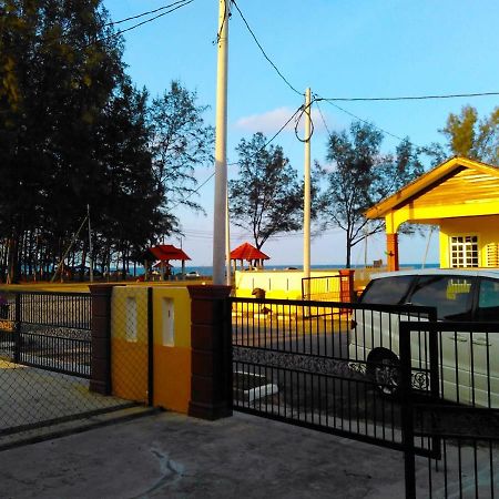 Homestay Memori ドゥングン エクステリア 写真