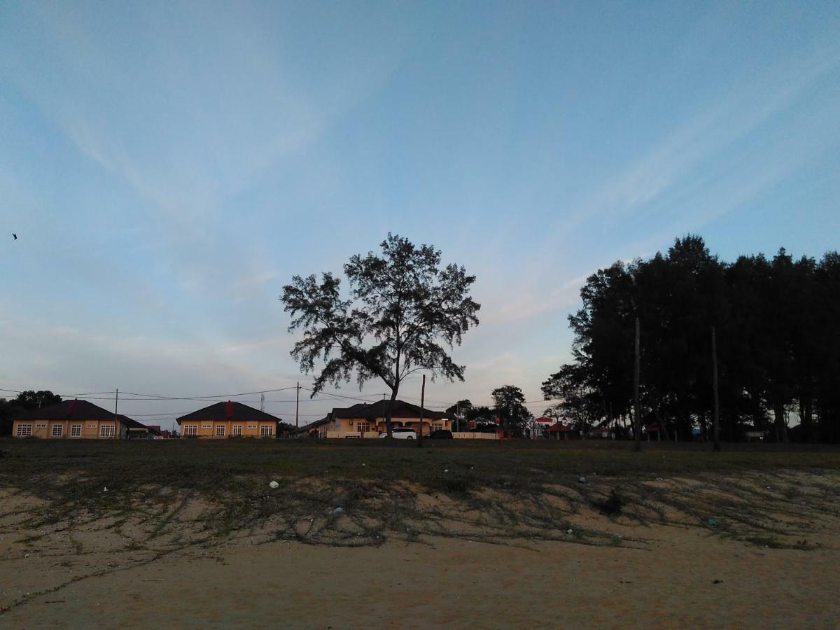 Homestay Memori ドゥングン エクステリア 写真